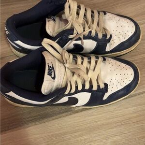 Nike Men's Dark Blue and White Sneakers